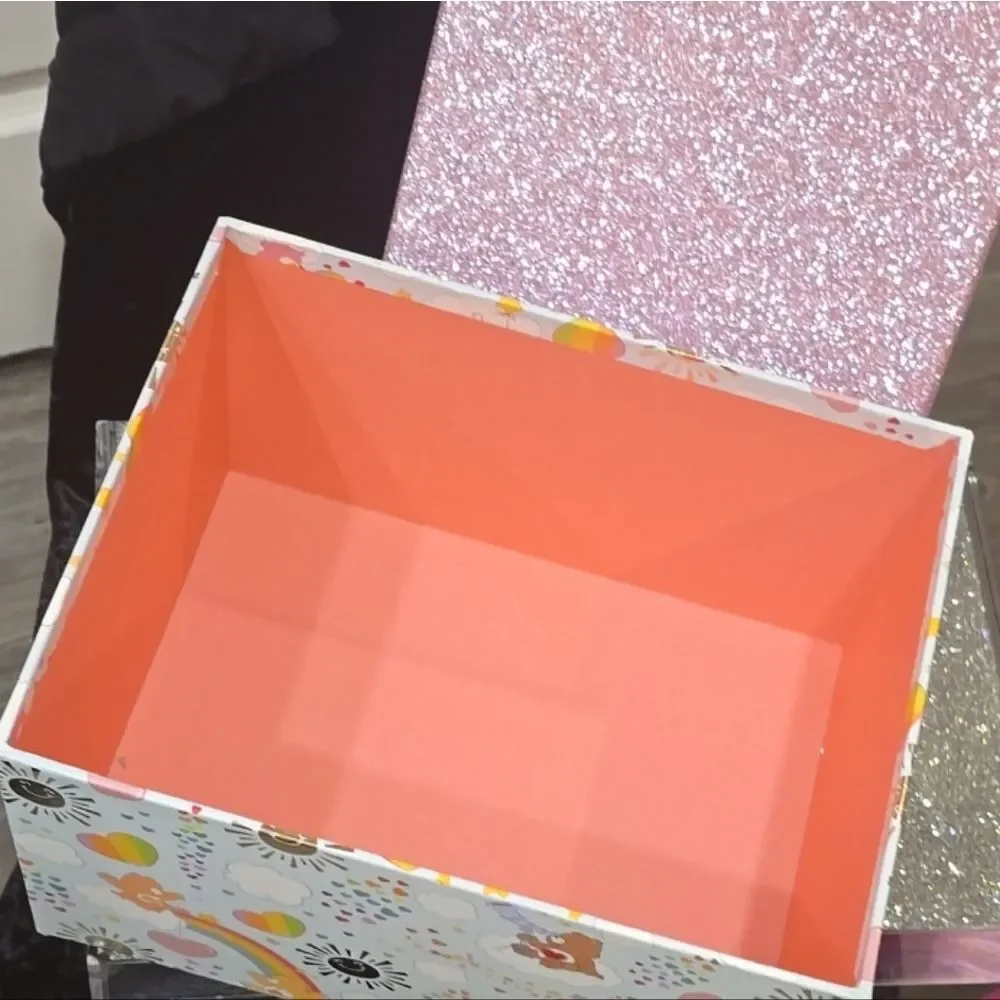 Care Bears Glittery Rainbow‎ & Hearts Storage Box